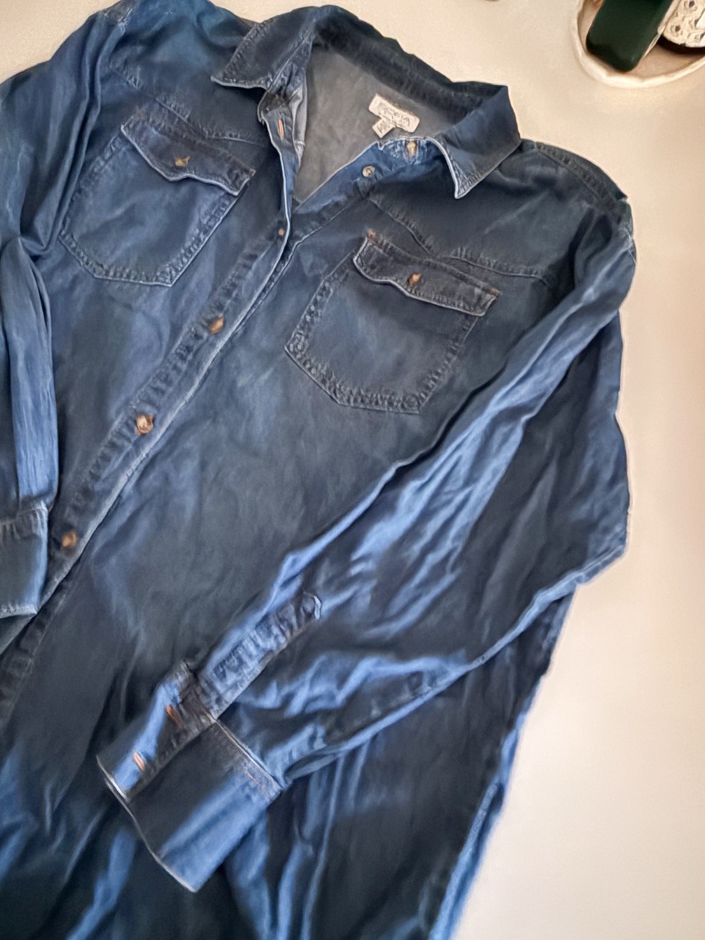 Women’s Chambray Denim Shirt